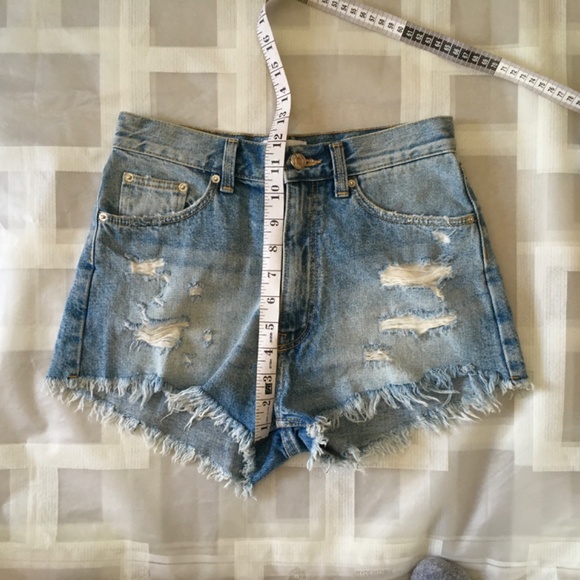 Zara Women Jeans Short size 2. - Picture 8 of 9